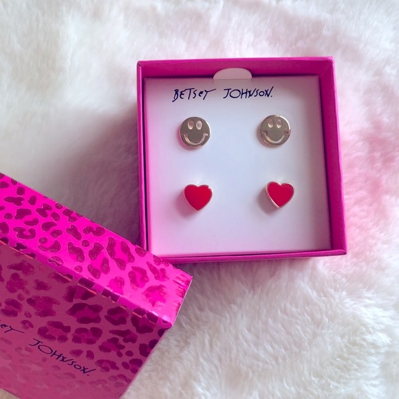 Betsey Johnson Earring Bundle❤️ +Gold Smiley Face - Picture 4 of 6